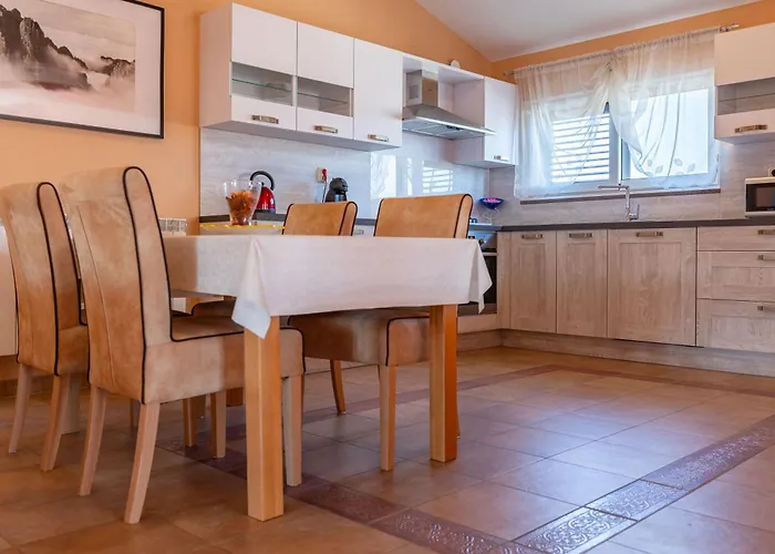 Διαμέρισμα Marinko, No 4 Ζαντάρ