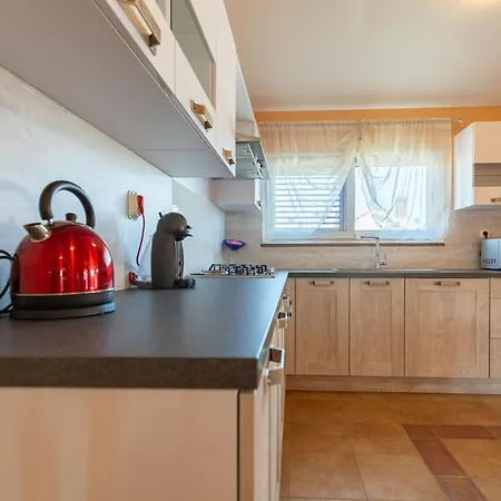 Marinko, No 4 Apartman Zadar